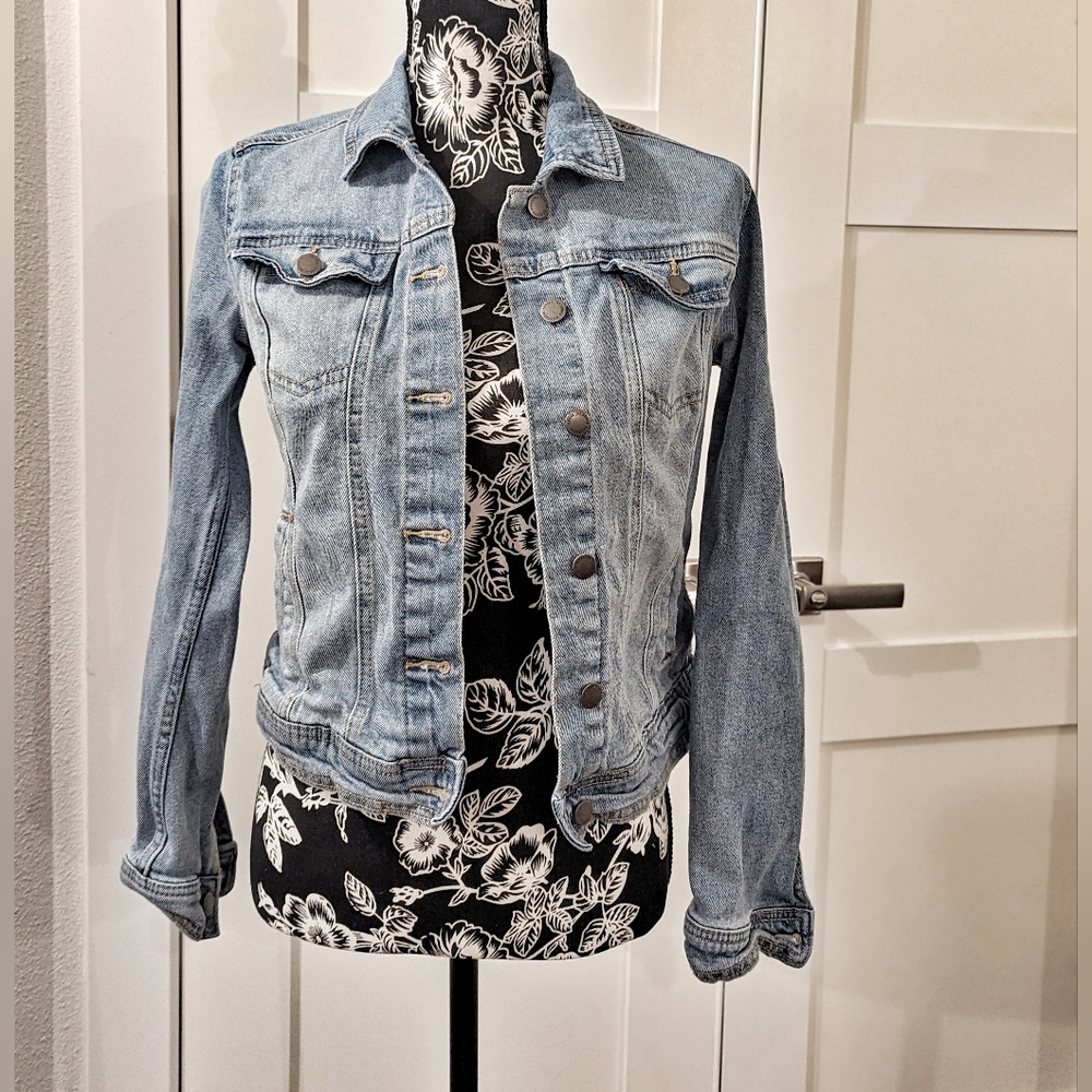 Universal Thread Freeborn Jean Jacket